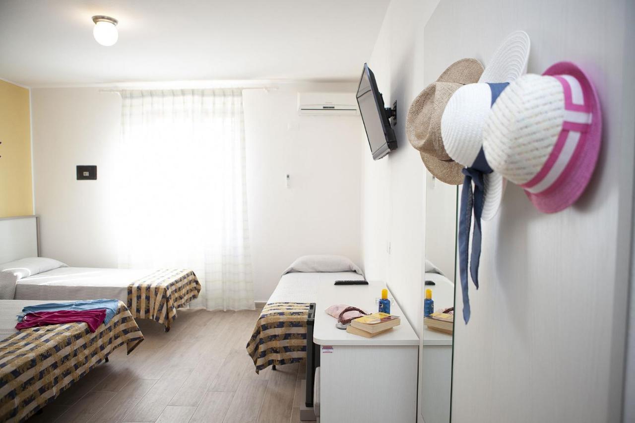 Hotel Thomas Marina di Campo Luaran gambar