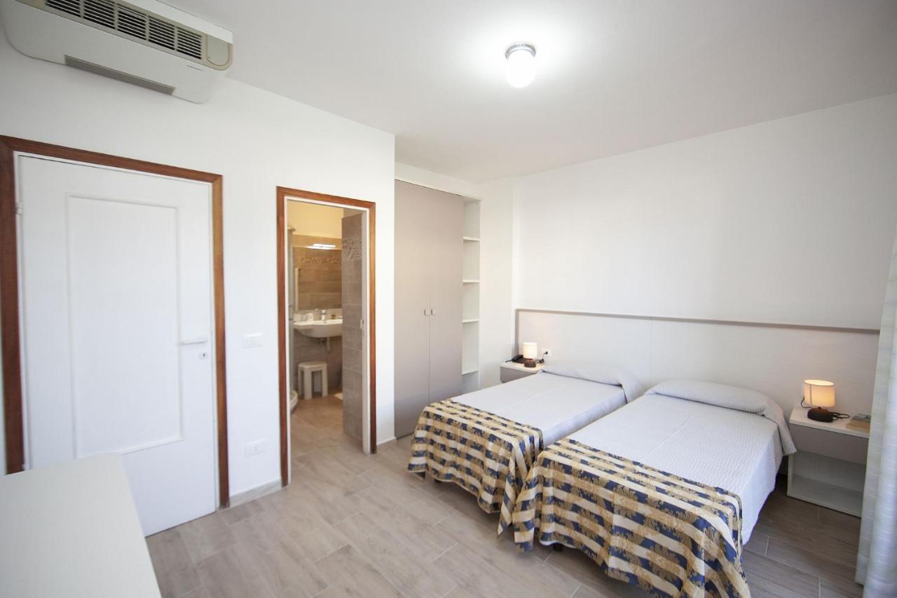 Hotel Thomas Marina di Campo Luaran gambar