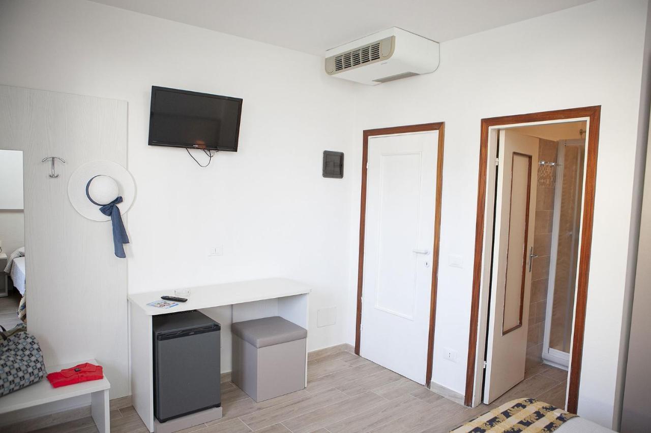 Hotel Thomas Marina di Campo Luaran gambar