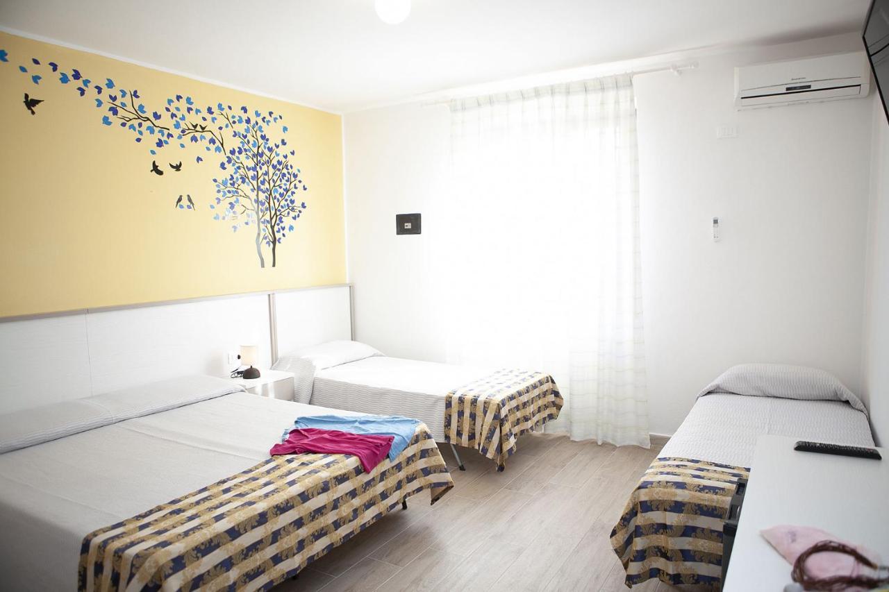 Hotel Thomas Marina di Campo Luaran gambar