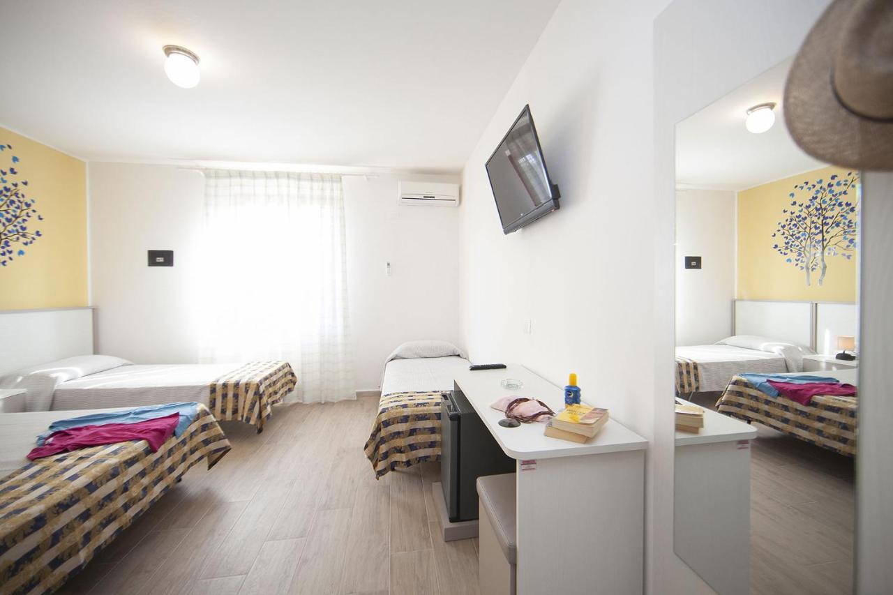 Hotel Thomas Marina di Campo Luaran gambar